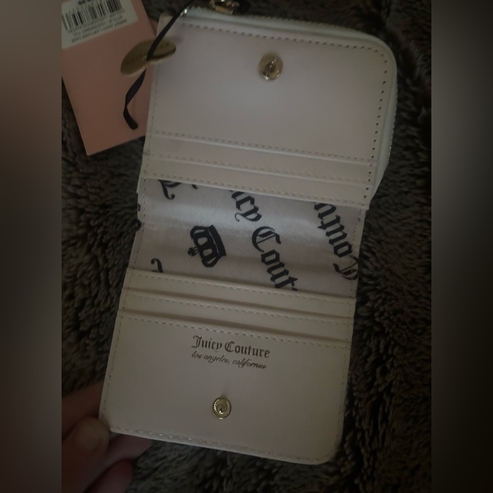 Nwt juicy couture wallet - Picture 4 of 5